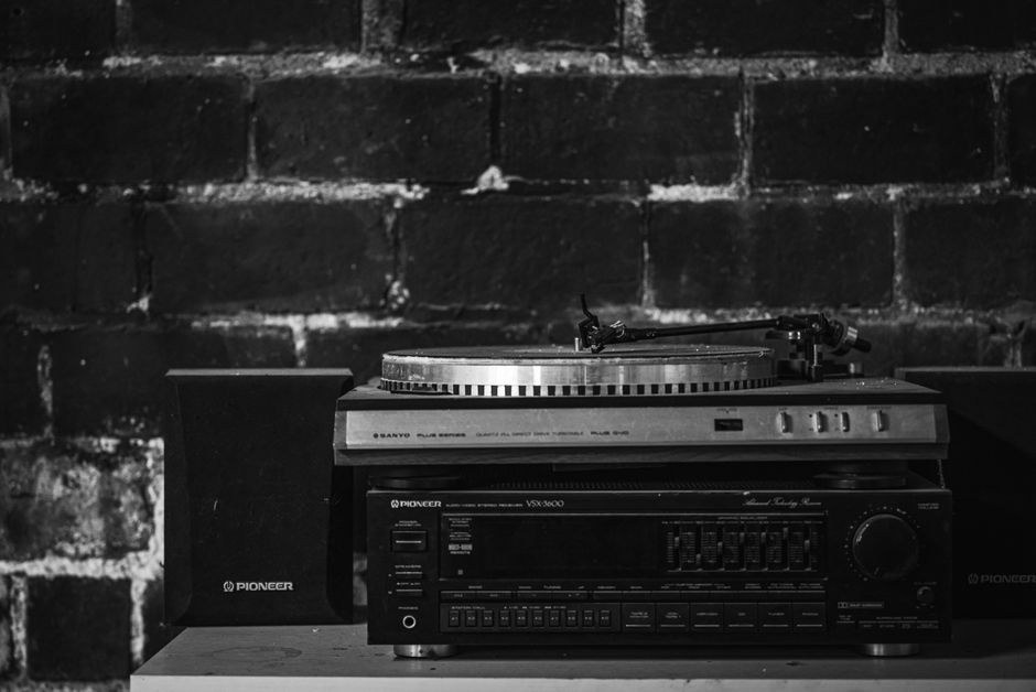 Domowy system audio z głośnikami